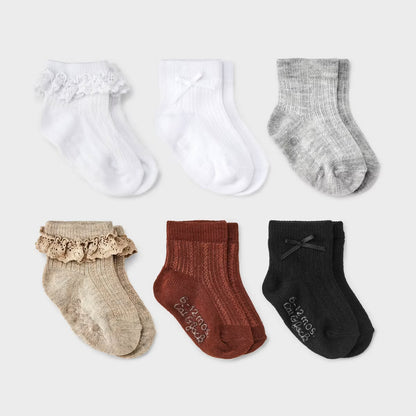 Calcetines tobilleros con lazo y volantes para niña pequeña (paquete de 6) - Cat & Jack